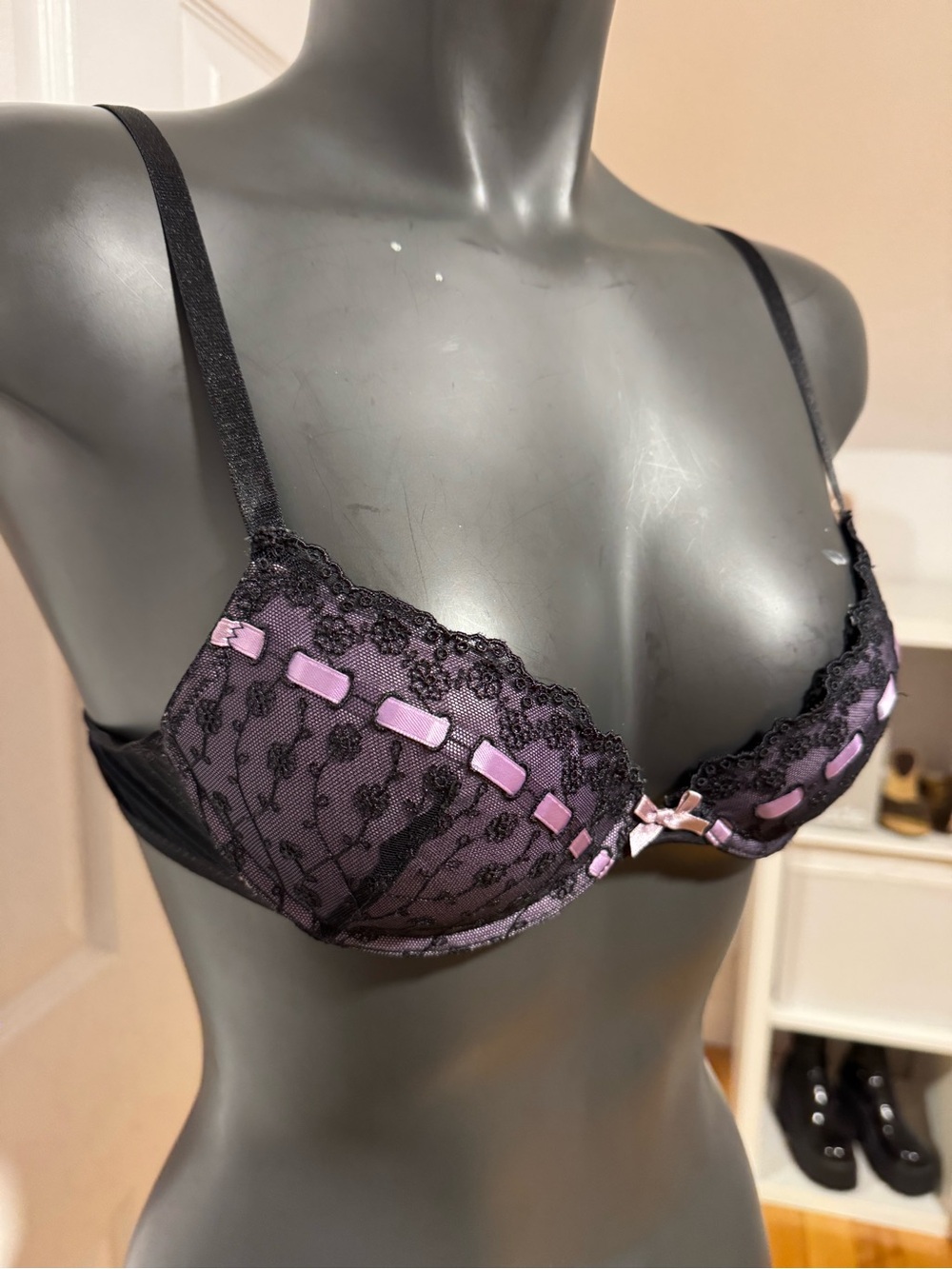 bra - Picture 2 of 4